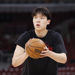 kaiyun sports官网-拓记：杨瀚森今天不会出战混音比赛 长途奔波+中背部仍有不适