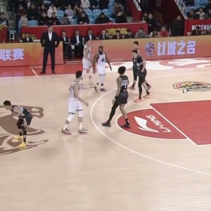 kaiyun 开云体育-虎口脱险！高速男篮77：68逆转战胜吉林，赛季双杀对手